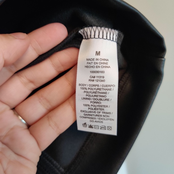 Dynamite faux leather mini skirt, size M - Picture 4 of 4